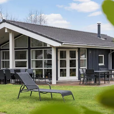 8848-glesborg-floden-4 Nyaraló *